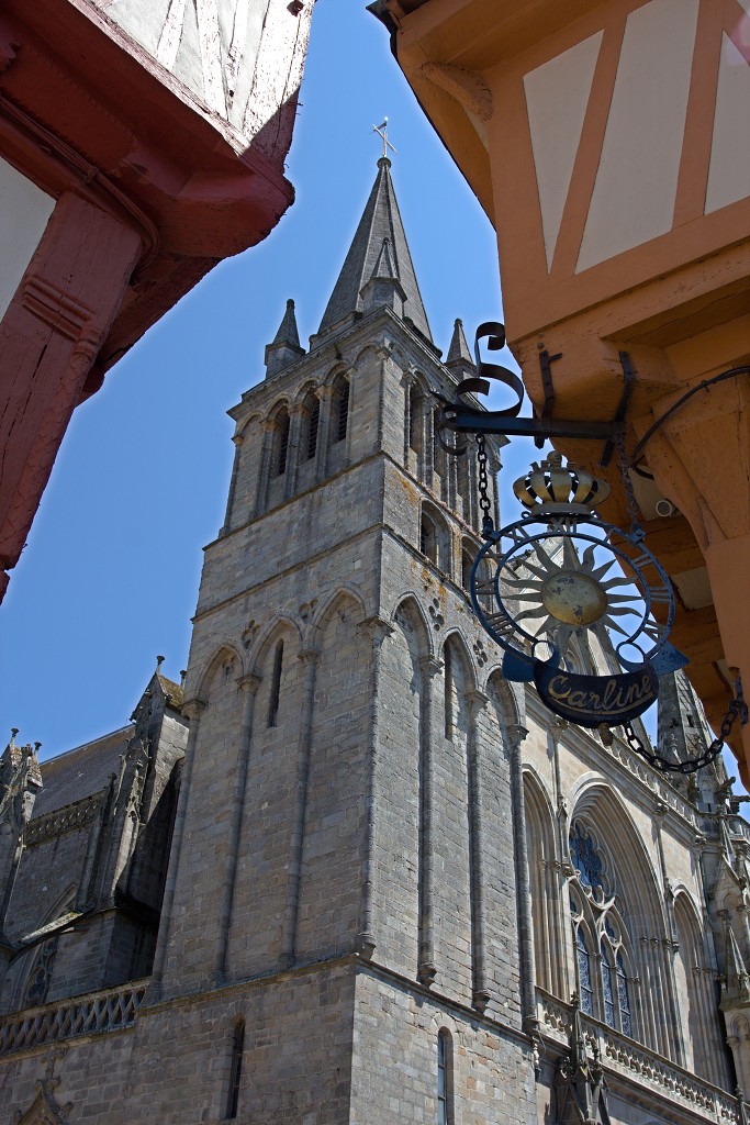 La cathédrale Saint-Pierre de Vannes morbihan bretagne frankrijk Stadsmuren normandie france citadelle erfgoed